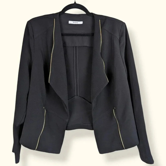 Women's Black Jacket - Picture 4 of 6